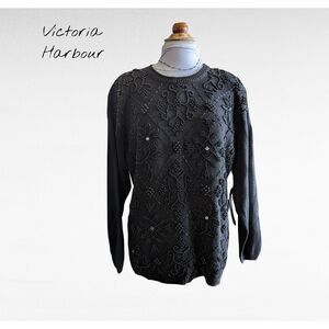 NWT  Victoria Harbour embellished front black sweater   Sz  S